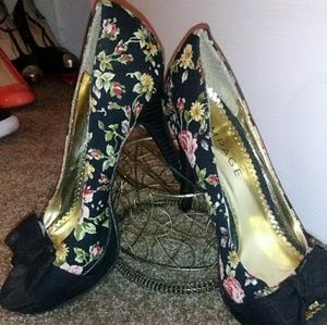 Black Foral Printed Heels